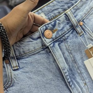 Premium regular denim. size 30