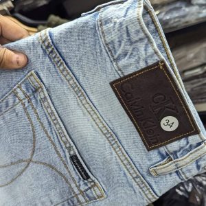 Premium regular denim. (size 34)